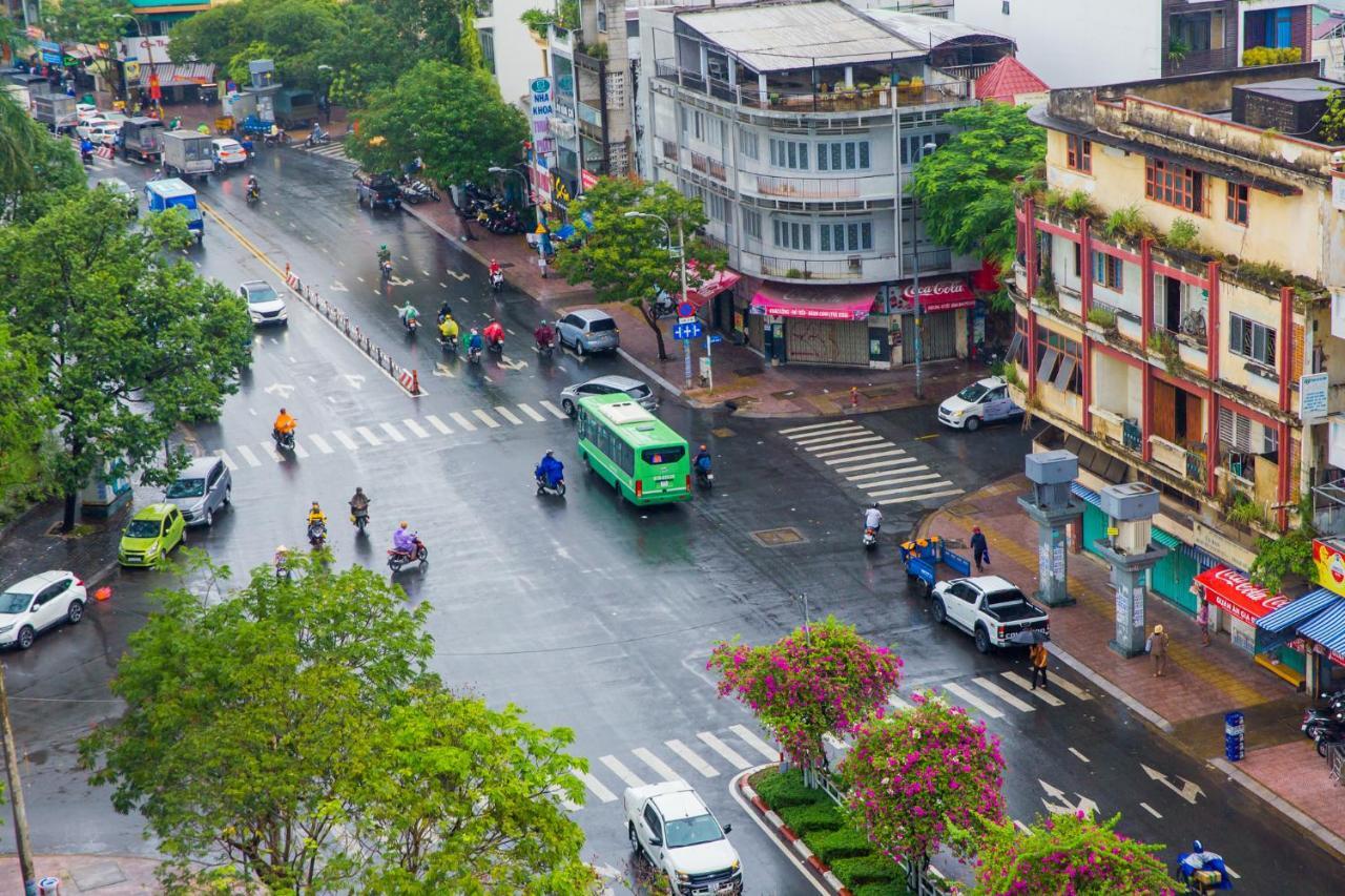 Hotel Kally Saigon Ho Chi Minh City Exterior photo
